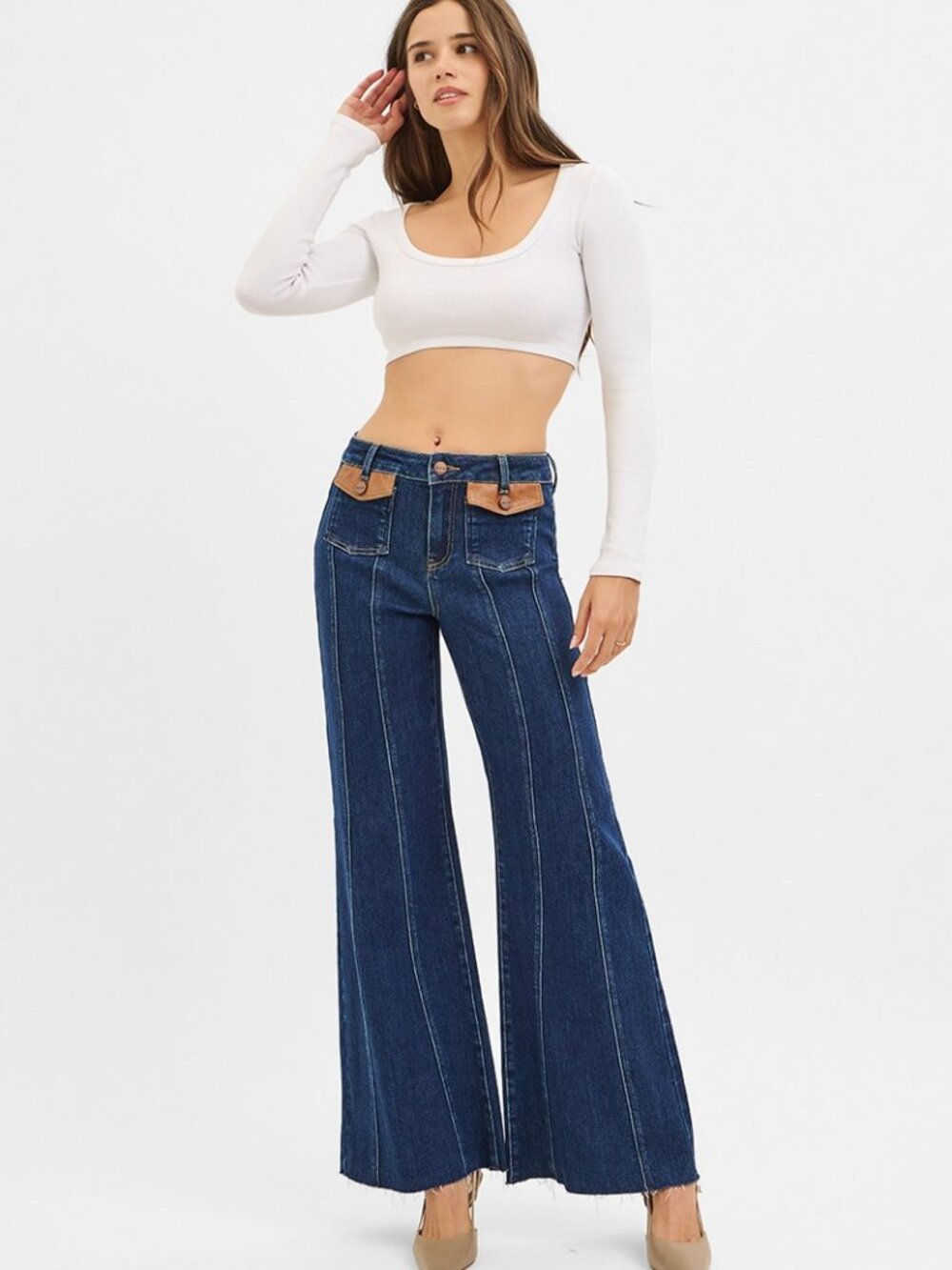 New Look High Rise Wide Flare Jeans with Front Leather Pocket - Picture 6 of 6
